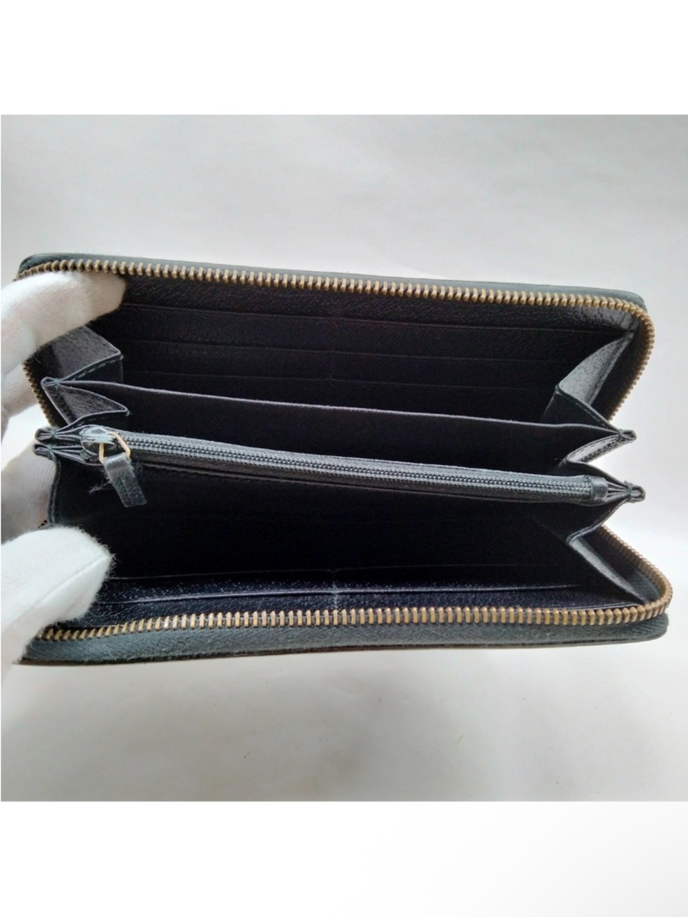 Gucci Agora Web Black Leather Long Zippy Wallet with Red & Green Sherry Line - Picture 5 of 15